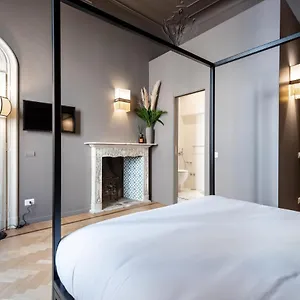 Boutique Sant'andrea 2*, Milan Italy
